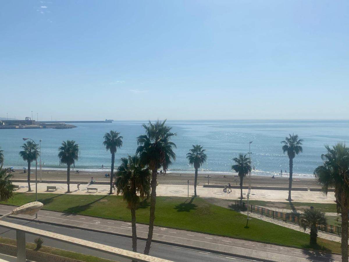 Moderno Y Completo Apartamento Frente Al Mar Málaga Buitenkant foto